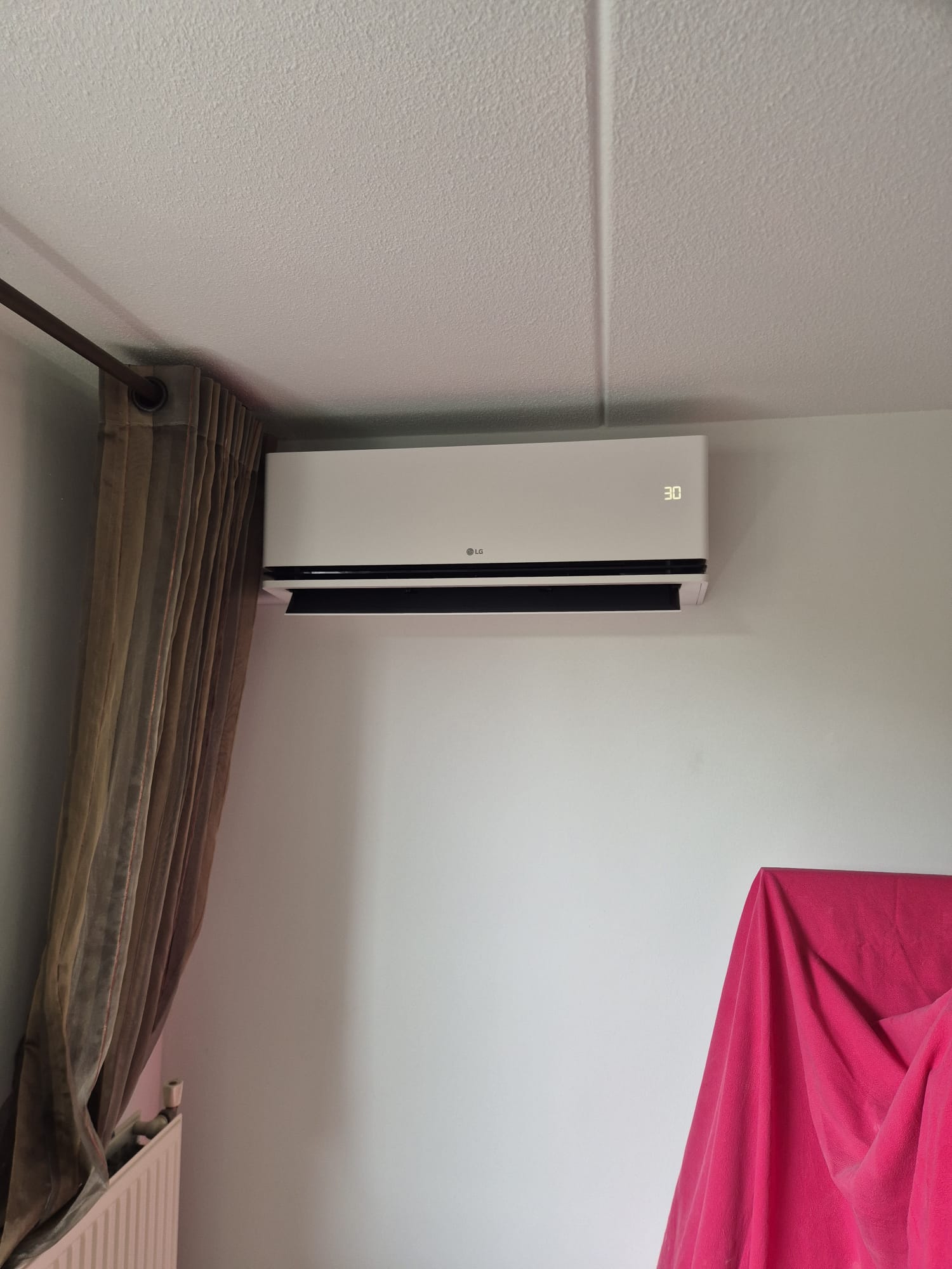 LG binnenunit — Slaapkamer (verwarmen)