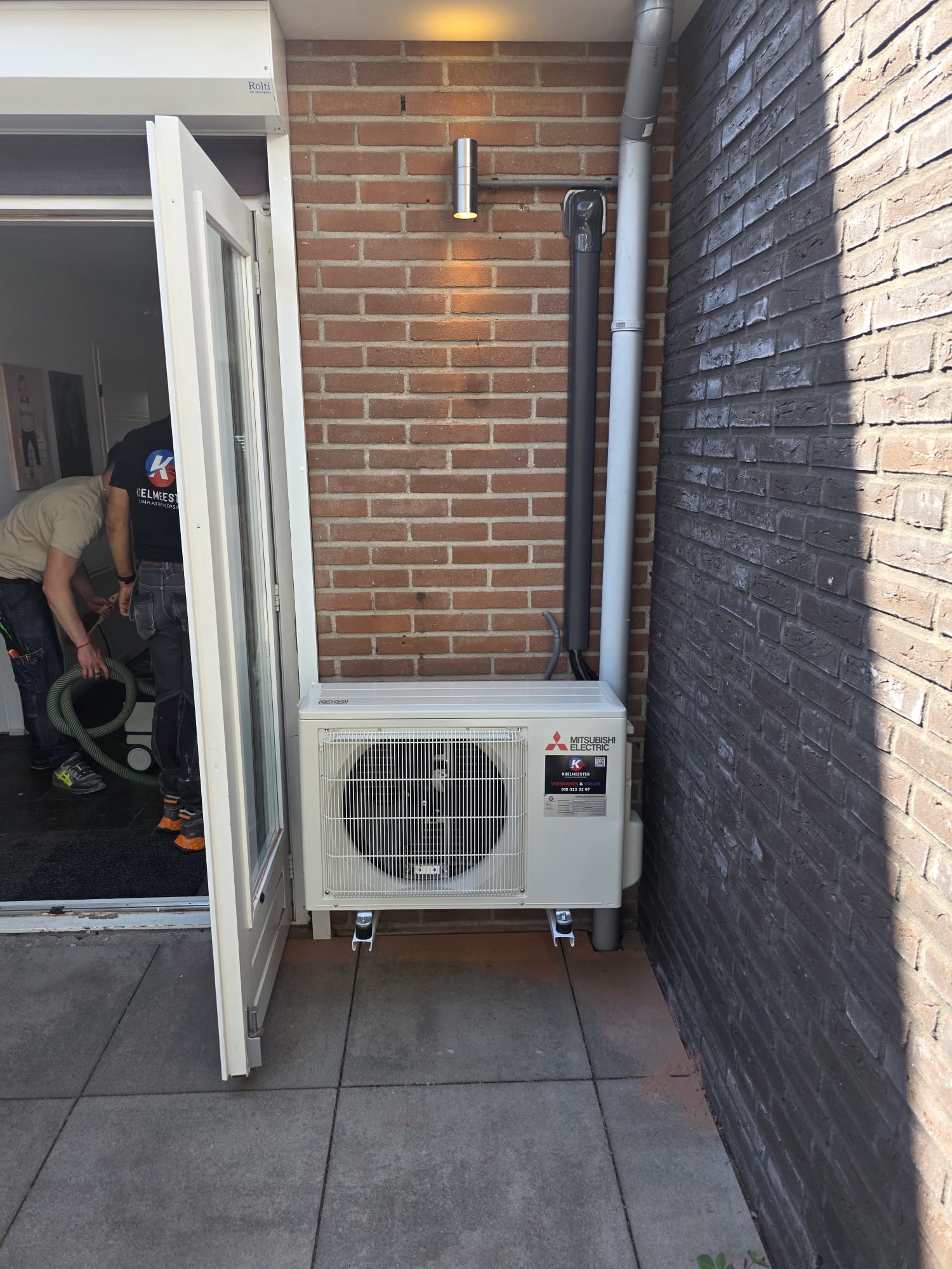 Monteur Koelmeester aan het werk in Rotterdam